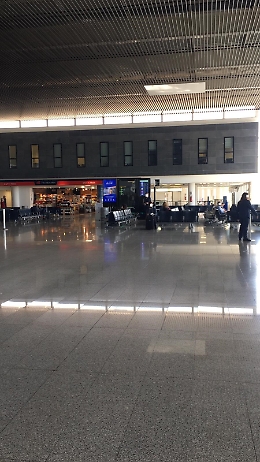 Aeroporto di Catania quasi deserto a causa della psicosi