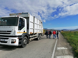 Gela: rallentamenti sulla statale per Catania per la vertenza di nove operai licenziati