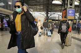 Fuga dal coronavirus verso Sud, i governatori come Musumeci: «Fermate le partenze»