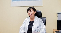 Coronavirus, scienziati diffidano la virologa Gismondo: «Basta diffondere fakenews»