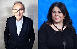 MICHELA MURGIA E CHIARA VALERIO PARLANO PARLANO PARLANO E NON SANNO NEANCHE CHI HA SCRITTO I TESTI DI BATTIATO... CHE FIGURA DI "MINCHIATA"