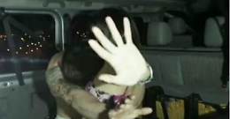 Amanti seminudi sorpresi in auto a Palermo dalla polizia e sanzionati