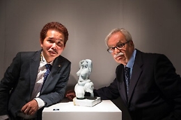 Zafferana, il maestro Xu Hongfei non dimentica e dona mascherine per difendersi dal coronavirus