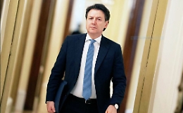 Coronavirus, a scuola si torna solo a settembre