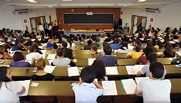 Coronavirus, dal 4 maggio s&igrave; a lauree ed esami universitari di "presenza"