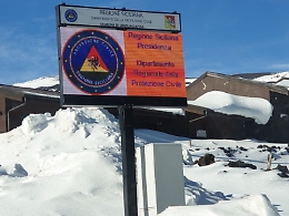 Escursioni sull'Etna in maggiore sicurezza con pannelli informativi luminosi