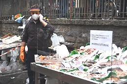 A Catania riapre la Pescheria Ingressi presidiati e regole per tutti