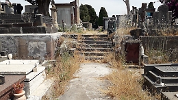 Catania:  il cimitero sempre più in abbandono