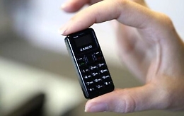 Palermo, detenuto ingoia un cellulare: sarà operato