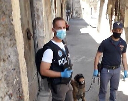 Catania, droga e immigrazione clandestina: retata a San Berillo