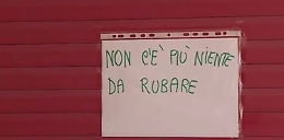 Siracusa, sesto furto alla Vittorini e la preside scrive: &laquo;Non c'&egrave; pi&ugrave; nulla da rubare&raquo;