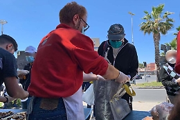 Catania, la crisi si fa sentire: la Caritas serve 400 pasti al giorno