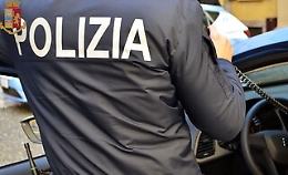 Schiamazzi notturni al centro storico, intervento della Polizia
