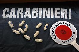 Caltanissetta, nello stomaco dieci ovuli con 108 grammi di cocaina