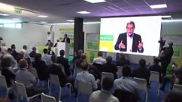 Musumeci: «L'80% dei dipendenti della Regione si gratta la pancia dalla mattina alla sera»