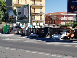 Catania: discarica abusiva in via Pietra dell'Ova
