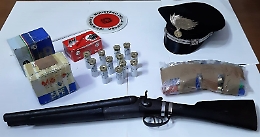 Militello, ruba il tablet al tecnico del gas e i carabinieri gli trovano anche un fucile