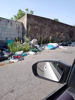 Strada provinciale Nunziata Piedimonte (CT):  discarica a cielo aperto da anni