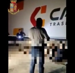 Catania, rapine a tir e furti in casa: 13 arresti in due gruppi criminali