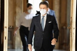 Covid, dalla stretta sulle mascherine a multe distanze e quarantena: ecco il nuovo Dpcm