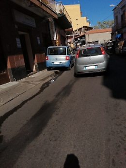 Catania: il solito padrone delle banchine in via Del Bosco
