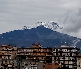 Sull'Etna c'è la prima neve, in Sicilia tempo instabile