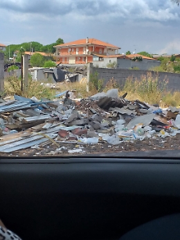 Belpasso (CT): una situazione di degrado catastrofica