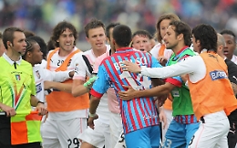 Palermo- Catania, l'ultima volta in campo il Papu, Ilicic e Dybala e finì pure con una rissa