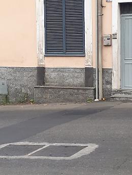 Catania, tombino rumoroso in via Palermo disturba intero condominio