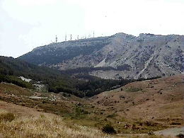 Cammarata, tratto in salvo un escursionista rimasto intrappolato in un dirupo