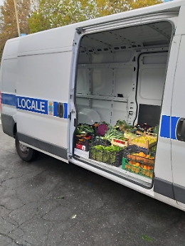Catania, venditori abusivi multati e merce sequestrata tra Cimitero e viale M. Rapisardi