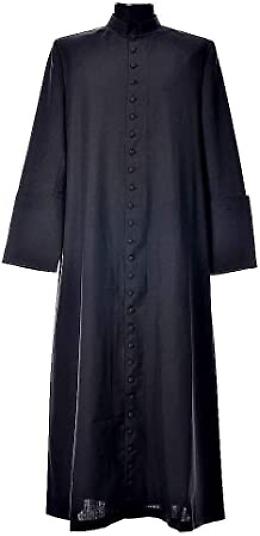 Si spacciava per prete: multato cinquantenne