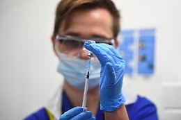 Covid, da met&agrave; giugno vaccini per tutti
senza la prenotazione n&eacute; fascia di et&agrave;