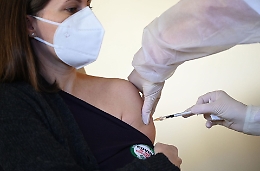 Vax Day, conto alla rovescia anche in Sicilia: alle 11,30 la prima somministrazione