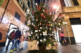 Covid, l'Italia torna arancione fino a Capodanno: cosa riapre e come ci si può muovere