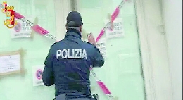 Cibi scaduti e locali sequestrati a Catania: i controlli non si fermano