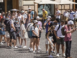 Sicilia, c’era una volta il “tutto esaurito”: «Non basta Ferragosto»