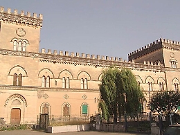 Acireale, in vendita il Castello Scammacca