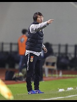 Calcio: Cina, ex centrocampista Li ct Nazionale dopo Lippi