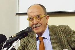 Palermo, investito da un'auto, in ospedale l'ex giudice Ayala