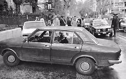 Delitto Mattarella, ai domiciliari per depistaggio l'ex prefetto Piritore. «Fece sparire il guanto del killer» - LE INTERCETTAZIONI