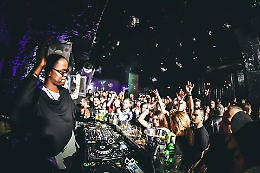 Culoe de Song, guest star al Beat Boutique