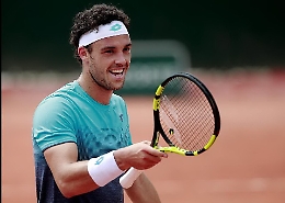 Roland Garros, Cecchinato avanza al terzo turno