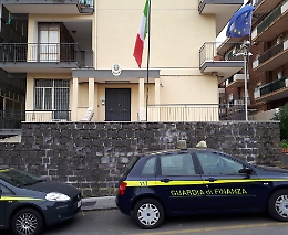 Aci Catena, bancarotta da due mln: arrestato proprietario di autosalone