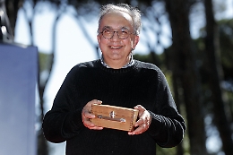 Marchionne in fin di vita, nuovi ceo per Fca e Ferrari. Elkann addolorato