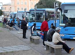 La Catania che non ti aspetti, tre africane lasciate a terra dall'autista di un pullman
