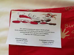 Doni ai pazienti di pediatria e neonatologia
dal commissario dell'Asp e dal direttore