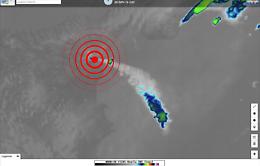 Etna, proseguono eruzione e scosse: aeroporto di Catania torna operativo