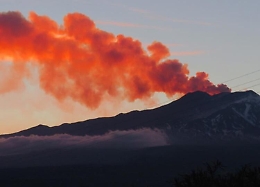 Il Cnr: &laquo;Etna, l'eruzione e il sisma
hanno generato spostamenti suolo&raquo;