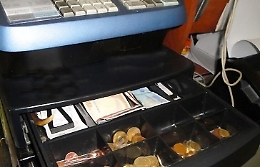 Catania, dipendente simula rapina per intascare l'incasso del ristorante